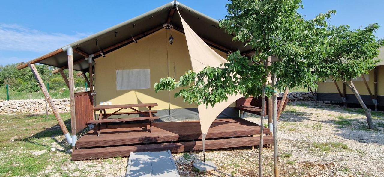 Hotel Grande Glamping Weißenburg Exterior foto
